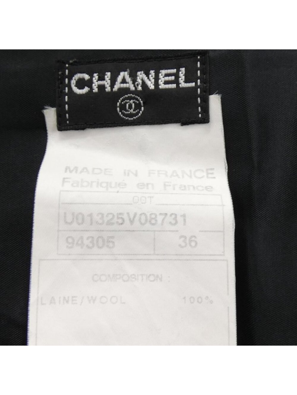 Chanel Jacket Black - Picture 3 of 5
